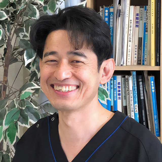 諸杉 剛 柔道整復師 とむろ接骨院所属
